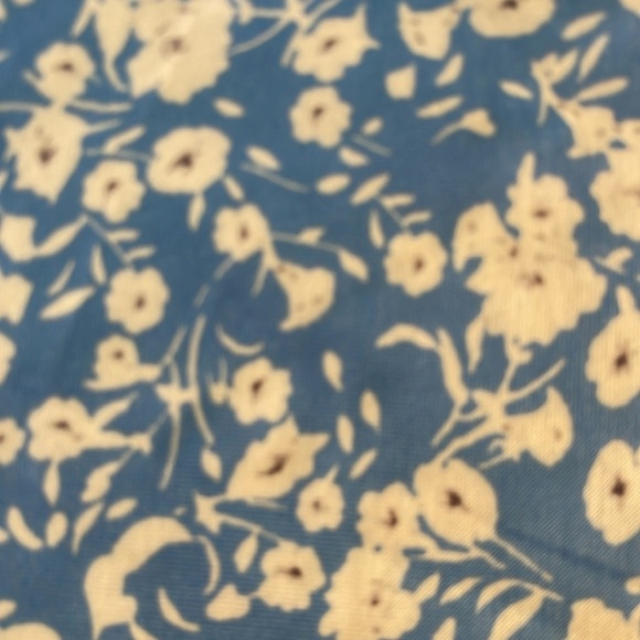 NWT soft floral spring midi dress women’s size M - Picture 3 of 4